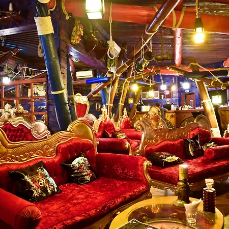 Cap Pirate Hotel